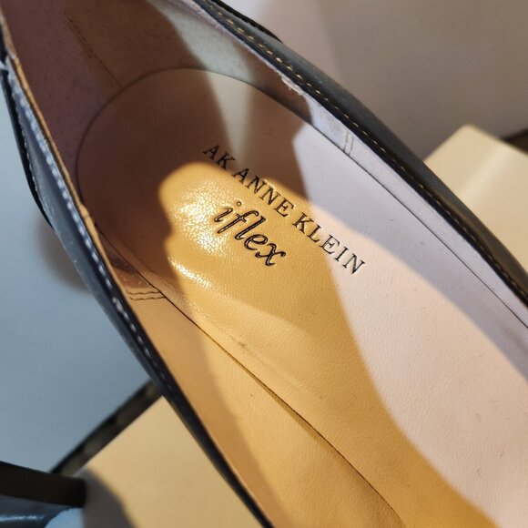 Anne Klein AK Fletcher Iflex Black Leather Slip On Pants Shoes sz 10 - Picture 4 of 10